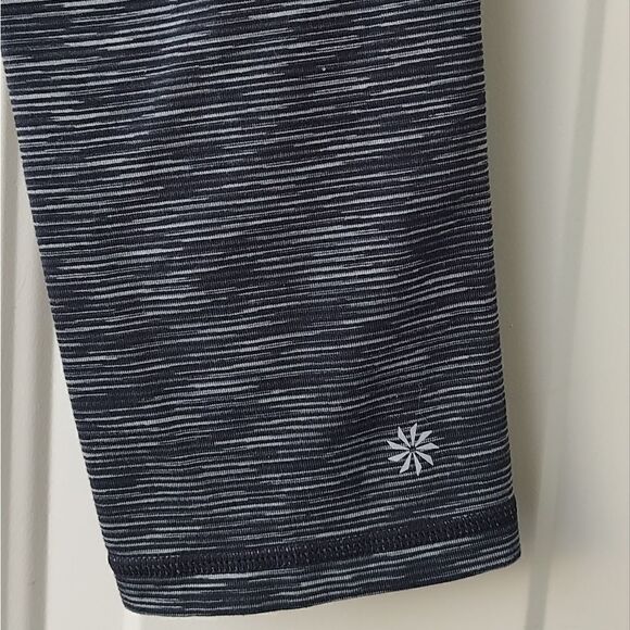 ATHLETA Girl Leggings Capri Gray Size L/12 - Picture 2 of 5
